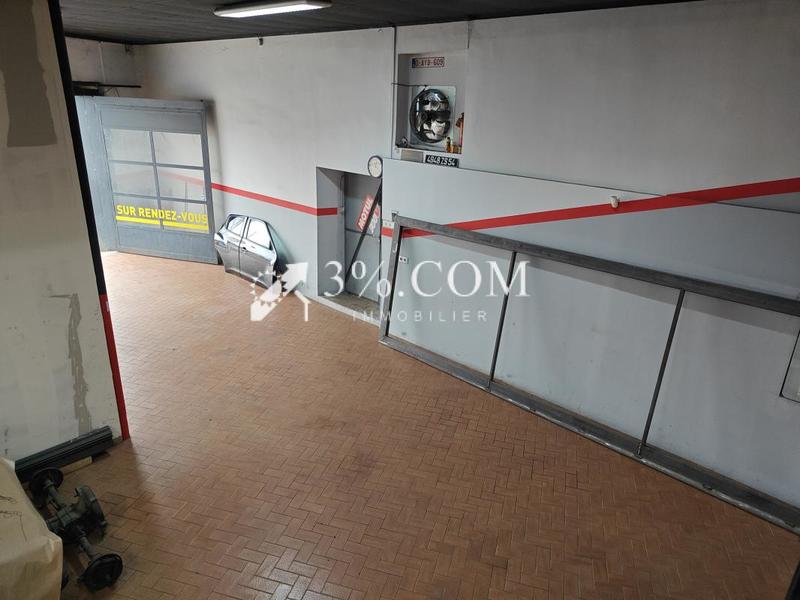 Local d'activité / Entrepôt - 190 m²