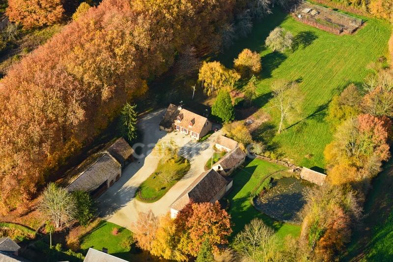 Propriété - 360 m² - 10 pièces