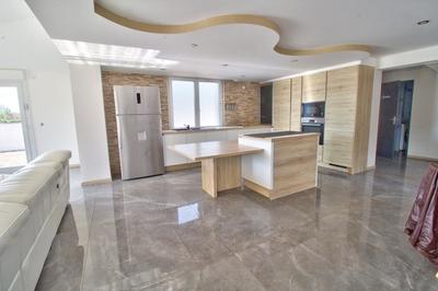 Maison - 164 m² - 6 pièces