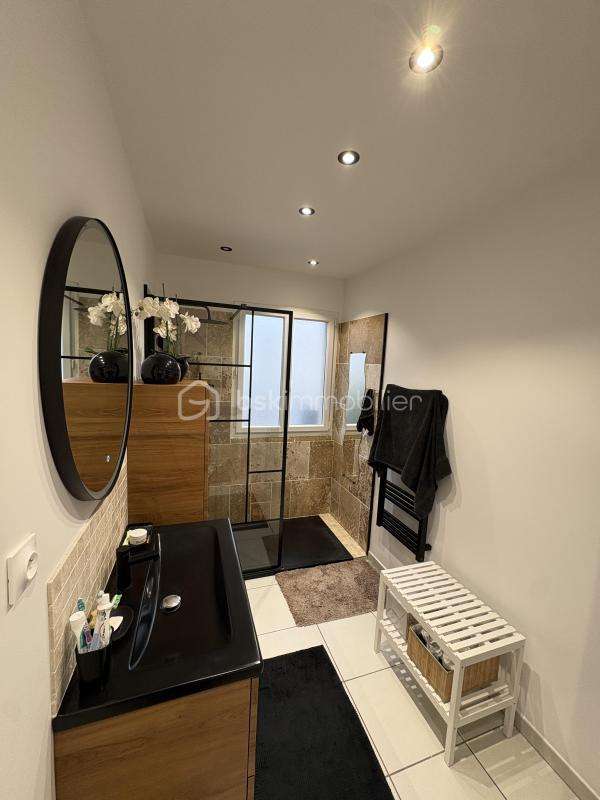 Maison - 85 m² - 3 pièces