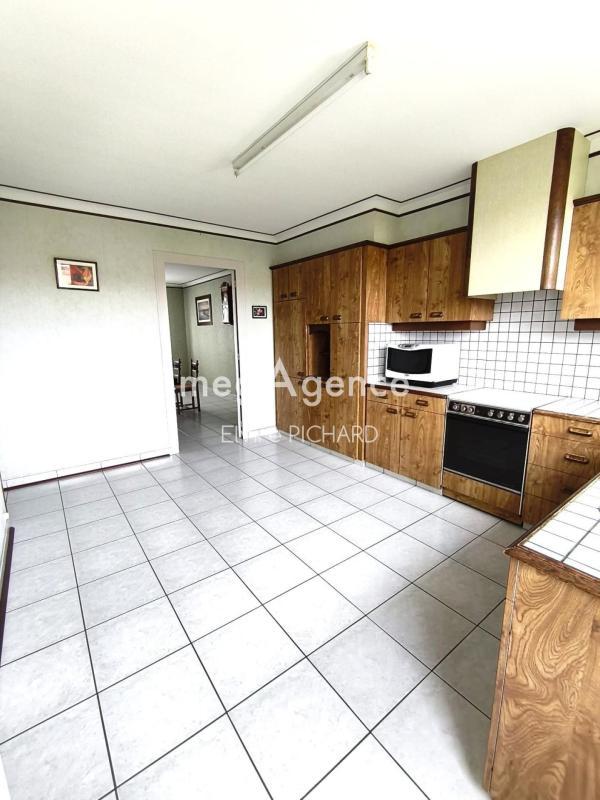 Maison - 93 m² - 5 pièces