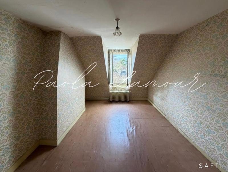 Maison - 184 m² - 8 pièces