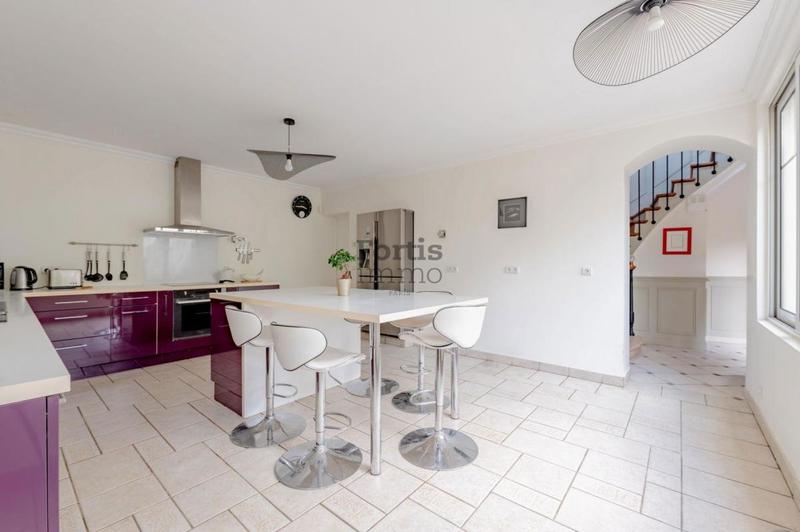 Corps de ferme - 414 m² - 14 pièces