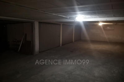 Parking / Garage - 13 m²