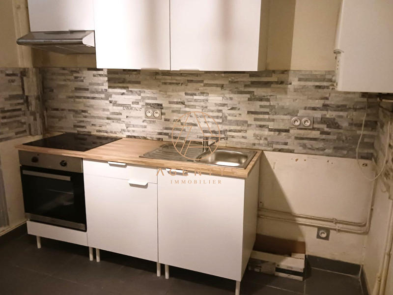 Appartement - 97 m² - 5 pièces