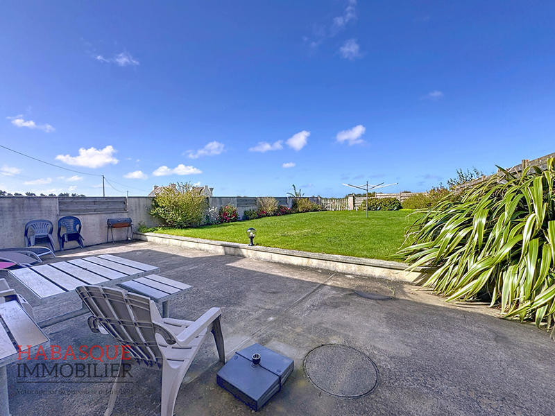 Maison - 253 m² - 12 pièces