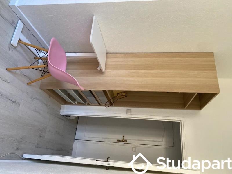 Chambre - 8 m² - 1 pièce