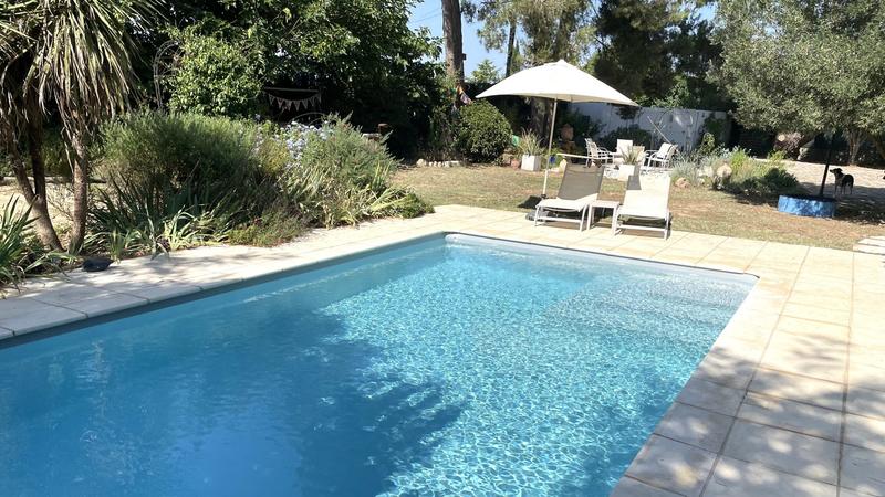 Maison traditionnelle - 95 m² - 5 pièces