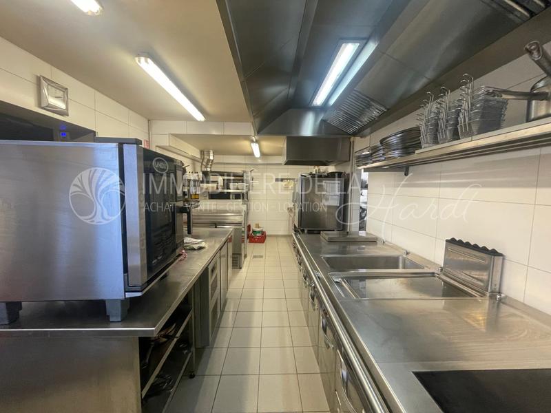 Local d'activités - 260 m² - 10 pièces