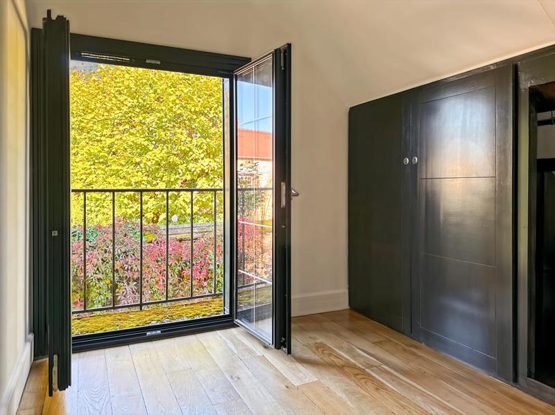 Maison - 200 m² - 6 pièces