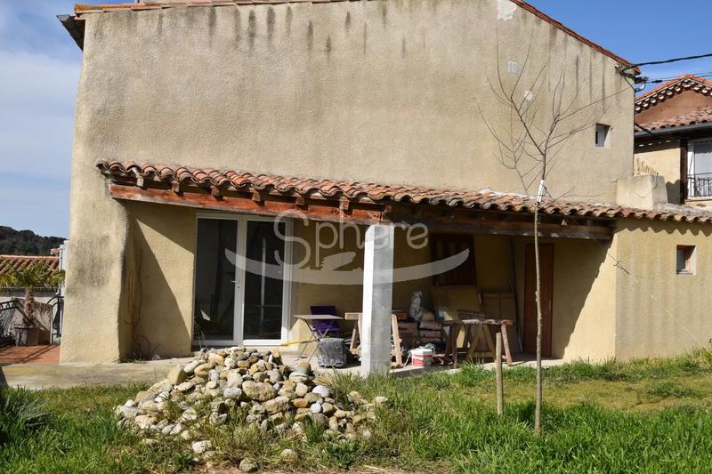 Maison - 248 m² - 10 pièces