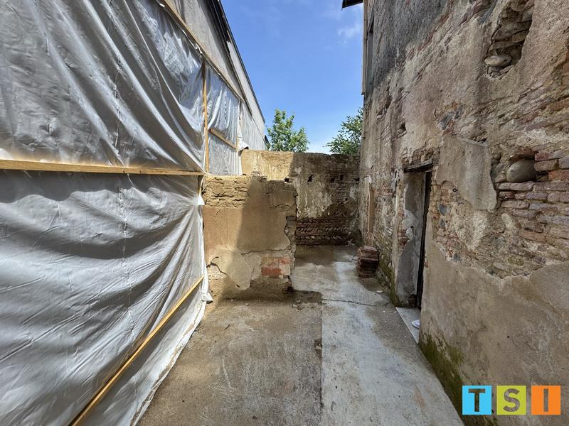 Maison - 121 m² - 2 pièces