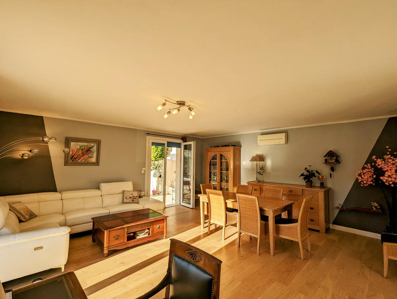 Villa - 149 m² - 6 pièces