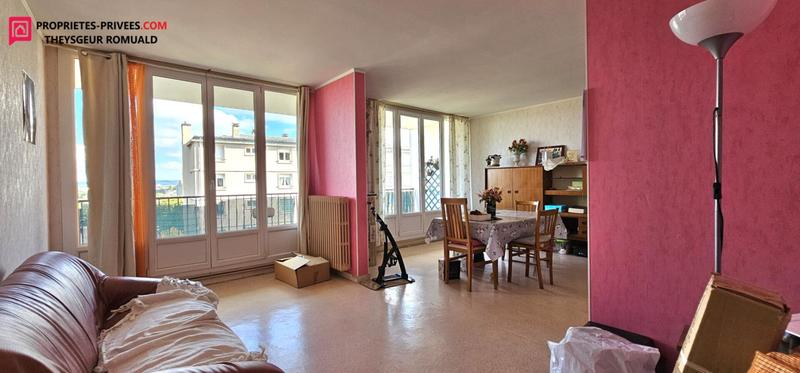 Appartement - 87 m² - 5 pièces