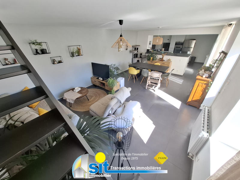 Maison - 100 m² - 6 pièces