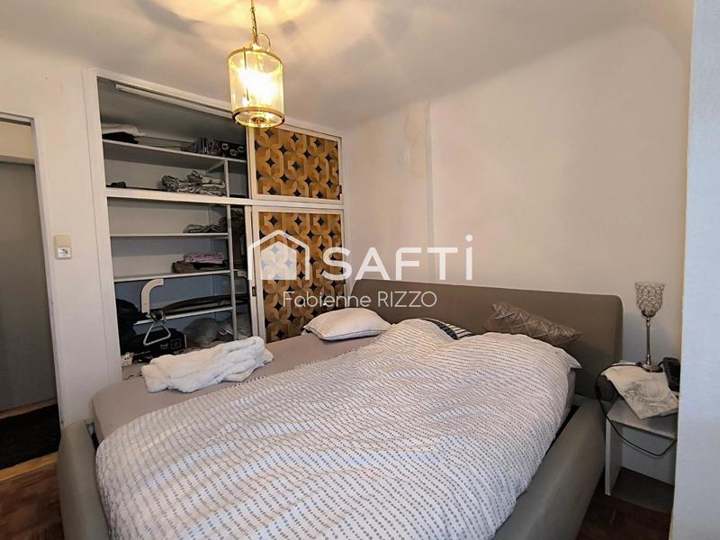 Maison - 195 m² - 8 pièces