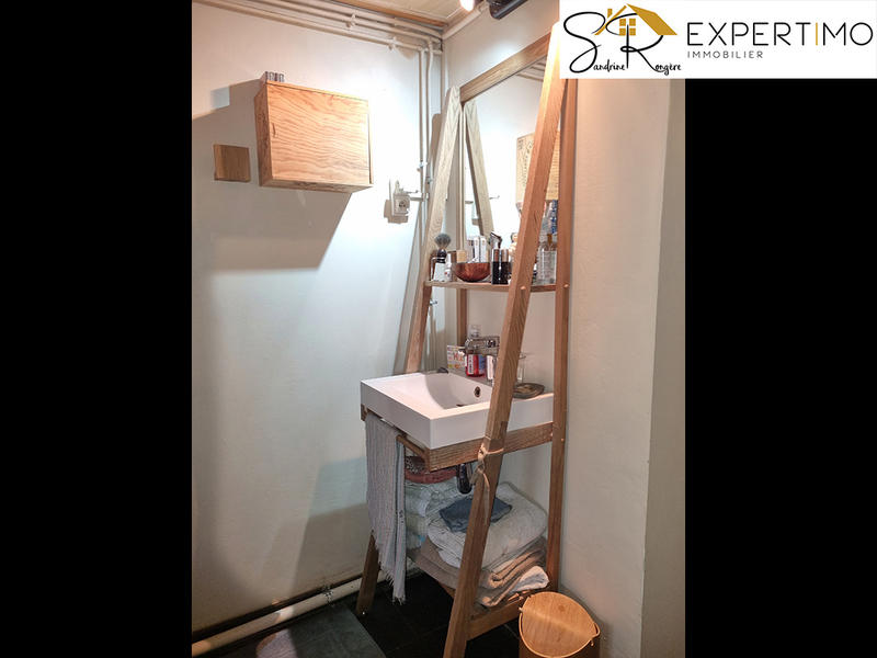 Maison - 230 m² - 6 pièces