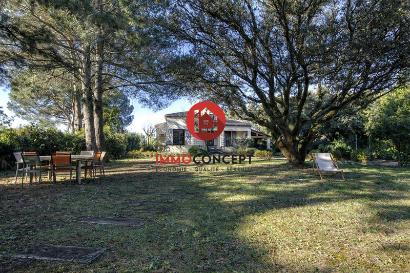 Villa - 260 m² - 7 pièces