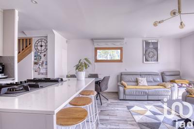 Maison - 82 m² - 5 pièces