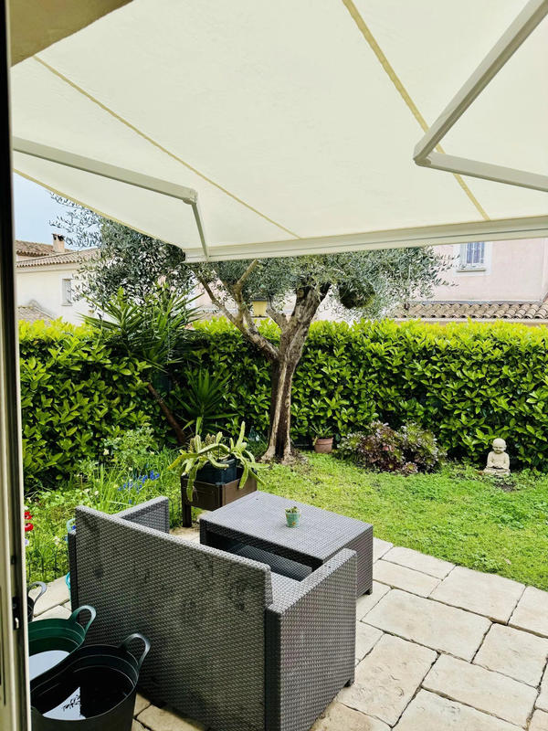 Maison - 94 m² - 5 pièces