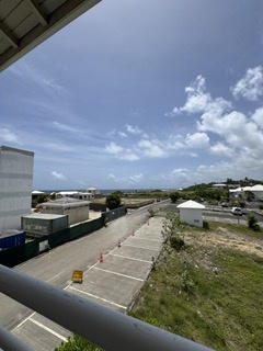 Local d'activités - 154 m²