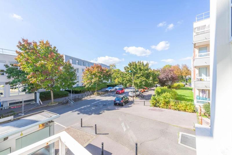 Appartement - 92 m² - 5 pièces