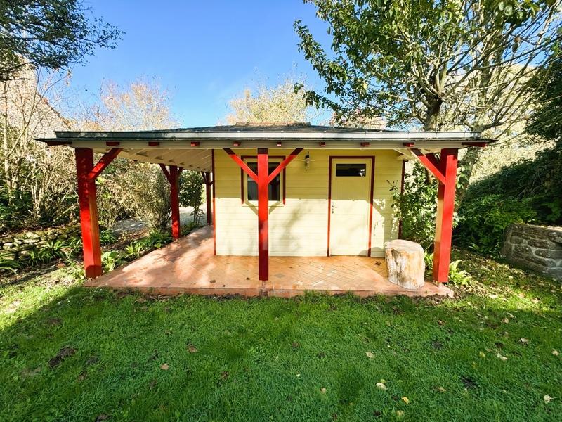 Propriété - 209 m² - 7 pièces