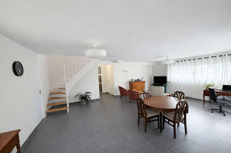 Maison - 112 m² - 5 pièces