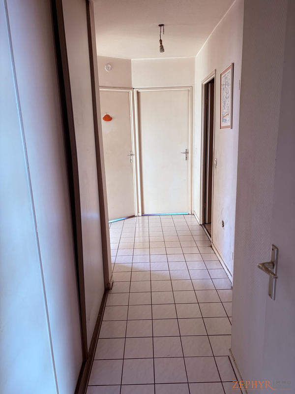 Appartement - 83 m² - 4 pièces