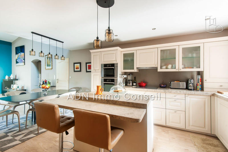 Maison - 152 m² - 5 pièces