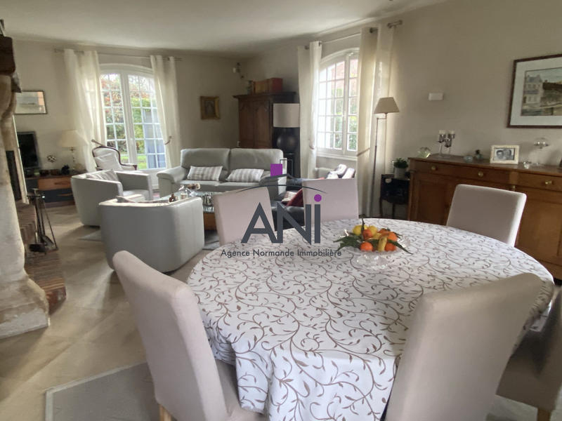 Maison - 178 m² - 7 pièces