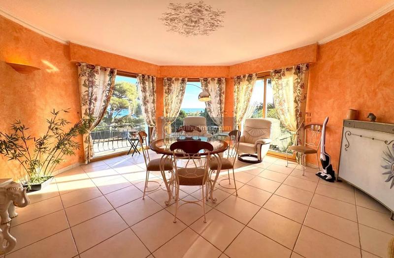 Appartement - 112 m² - 4 pièces