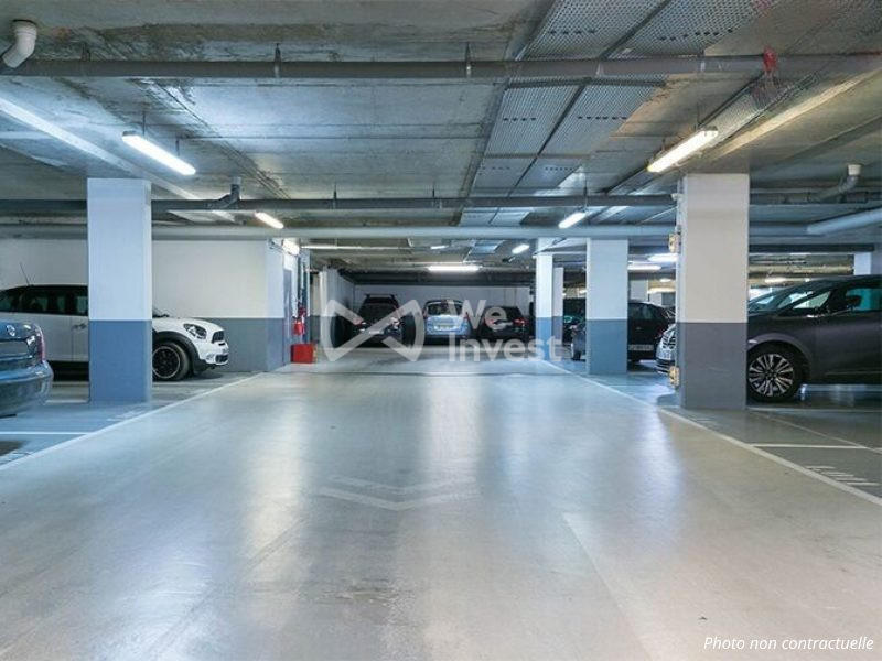 Parking / Garage - 10 m²