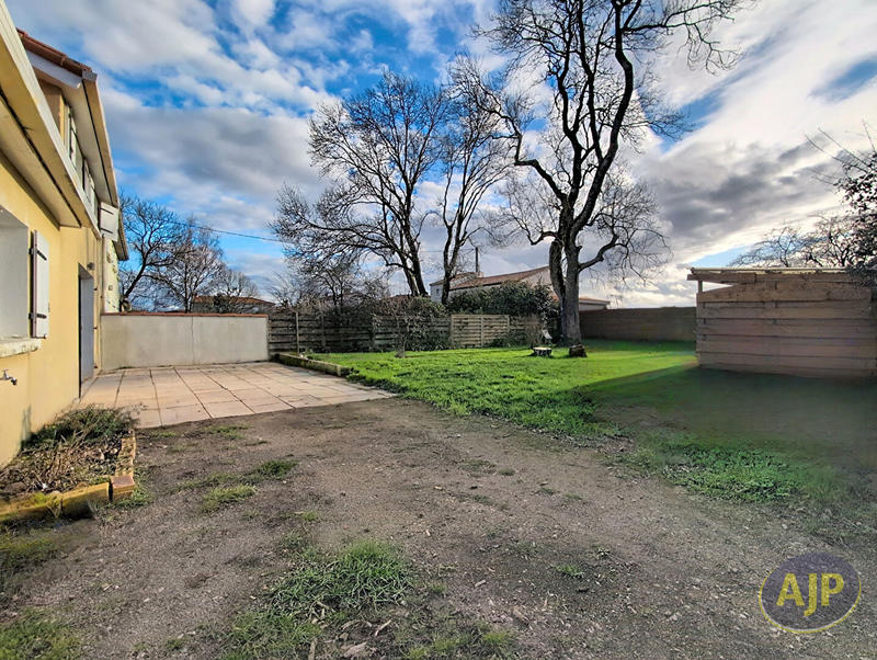 Maison - 92 m² - 4 pièces