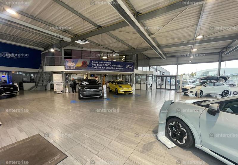 Local commercial - 1 450 m²