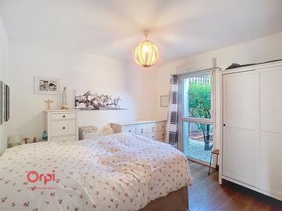 Maison - 92 m² - 5 pièces