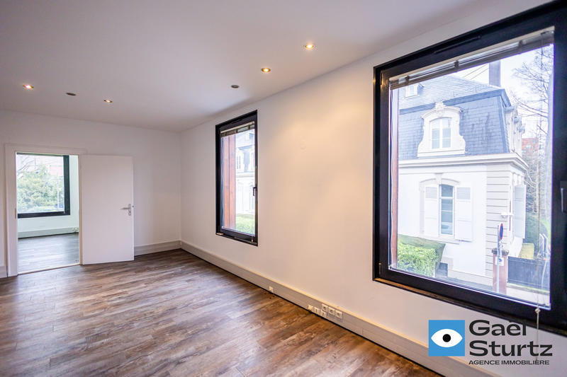 Maison - 574 m² - 17 pièces