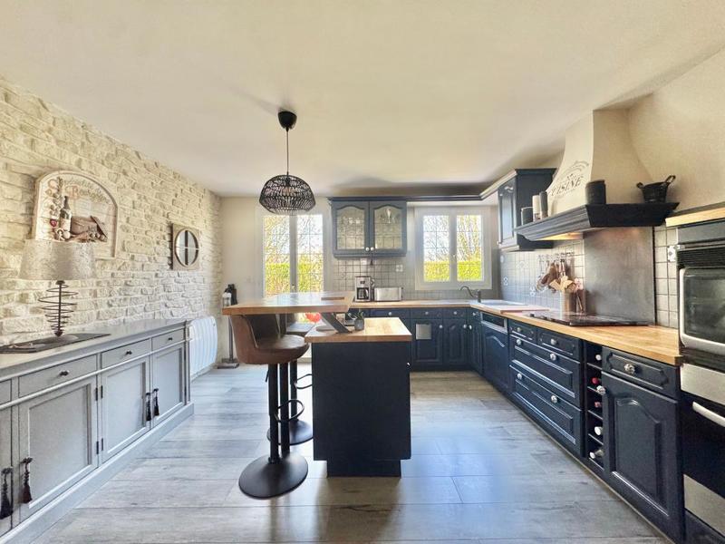 Maison - 97 m² - 4 pièces