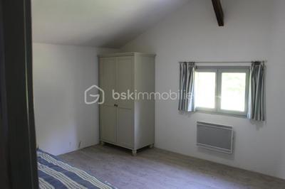 Demeure - 335 m² - 12 pièces