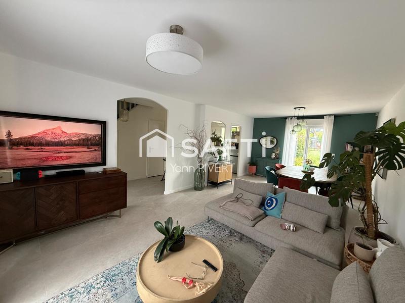 Maison - 94 m² - 4 pièces