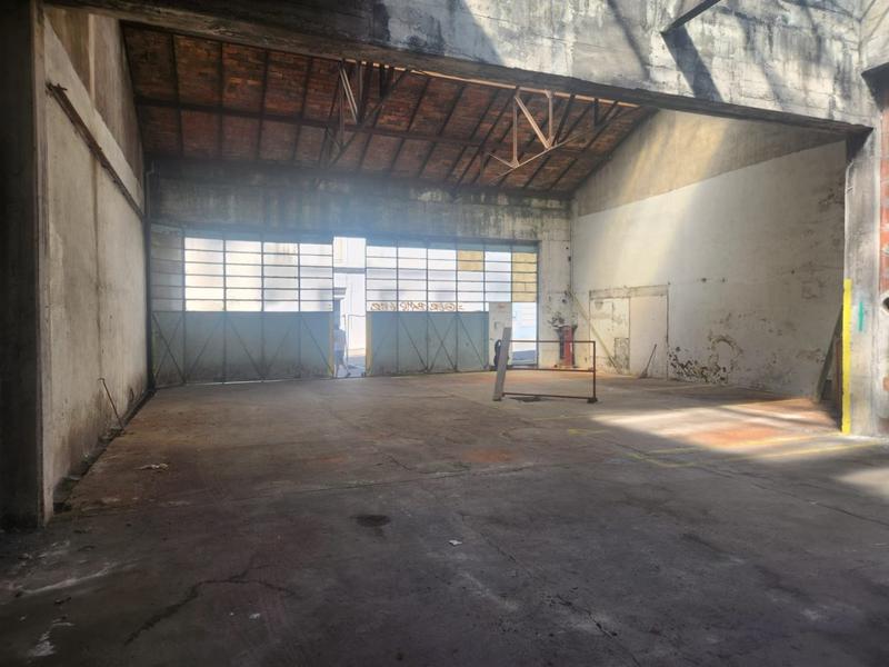 Local d'activités - 398 m²