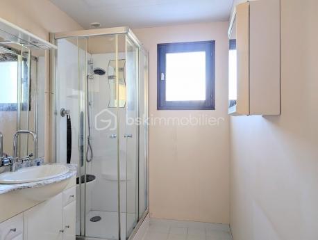 Maison traditionnelle - 71 m² - 4 pièces