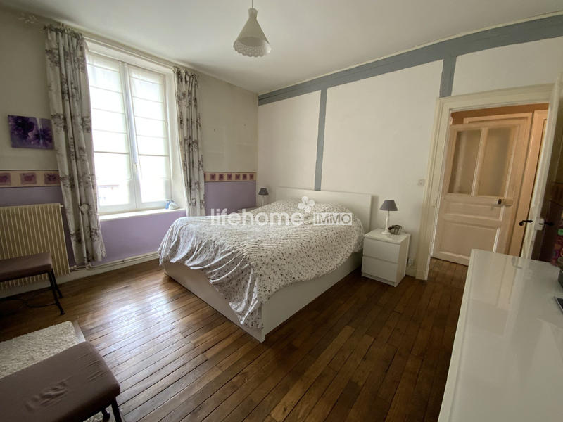 Maison - 180 m² - 7 pièces