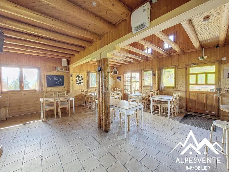 Châlet - 179 m² - 8 pièces