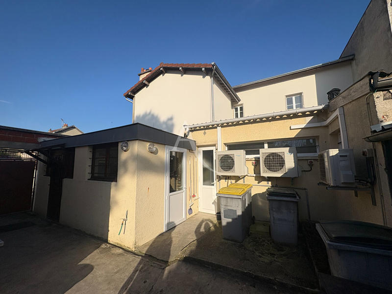 Local commercial - 238 m²