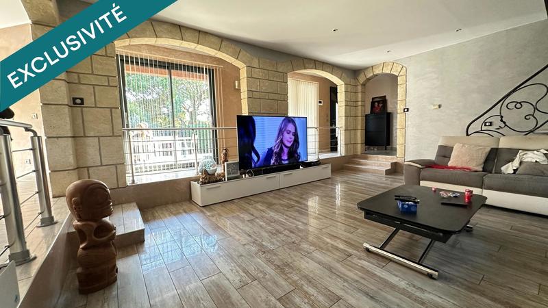 Maison - 200 m² - 6 pièces