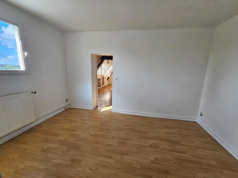 Appartement - 97 m² - 4 pièces