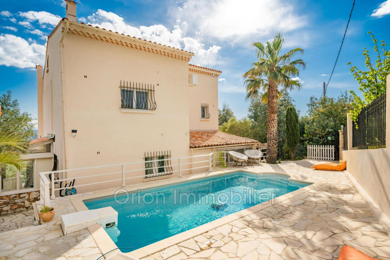 Maison - 190 m² - 7 pièces