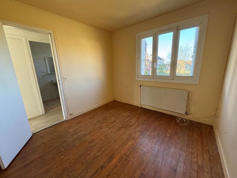 Maison - 80 m² - 5 pièces