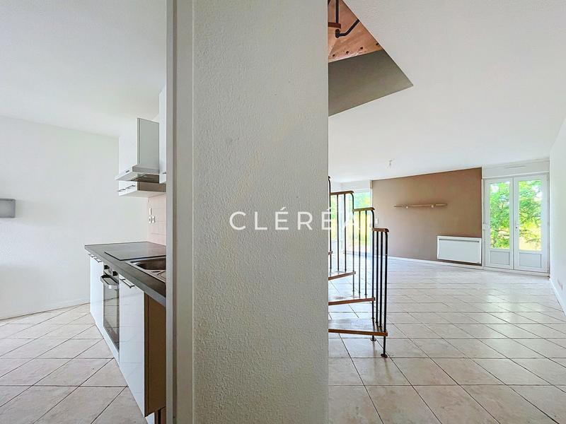 Maison - 98 m² - 4 pièces